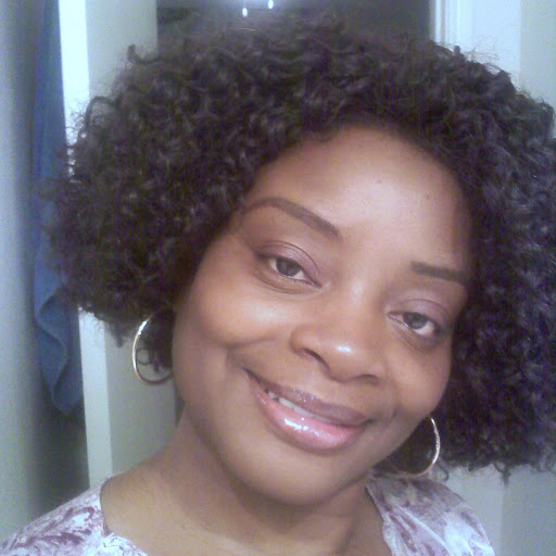 Stephanie Davenport Photo 19