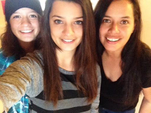 Michelle Buchanan Photo 32