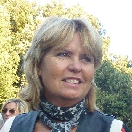 Jo Bacon Photo 14