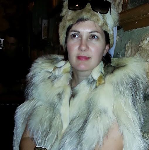 Christina Gabriel Photo 18