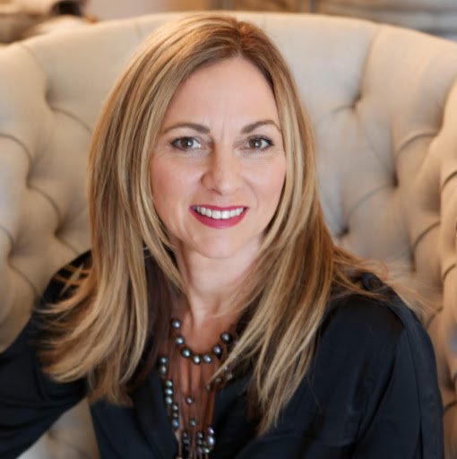 Aimee Fletcher Photo 20