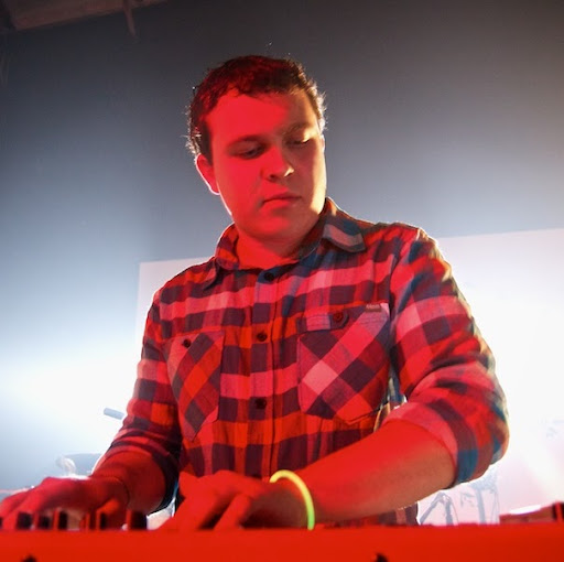 Nathan Reeves Photo 7