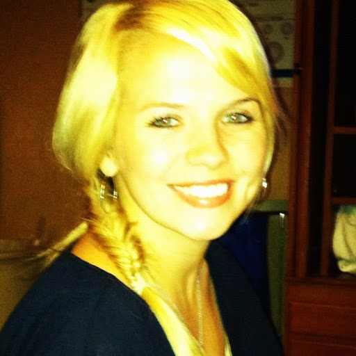 Mandy James Photo 11