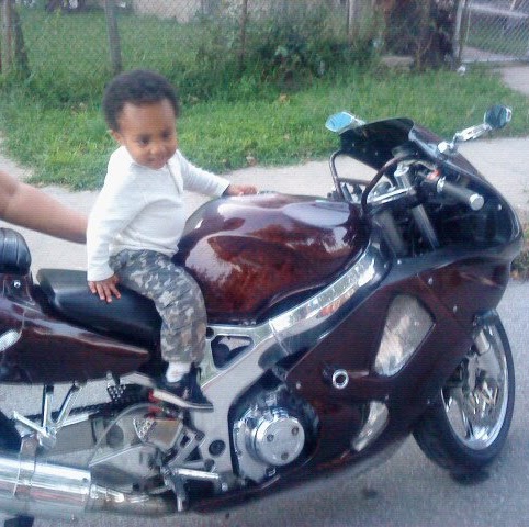 Andre Ross Photo 16