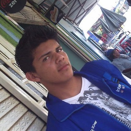 Erick Cardona Photo 5