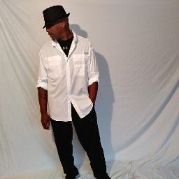 Charles Meadows Photo 26