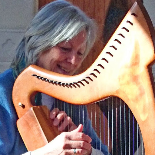Julie Darling Photo 22