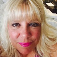 Kimberly Presley Photo 33