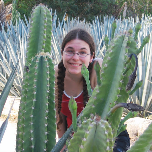 Julie Bolduc Photo 11