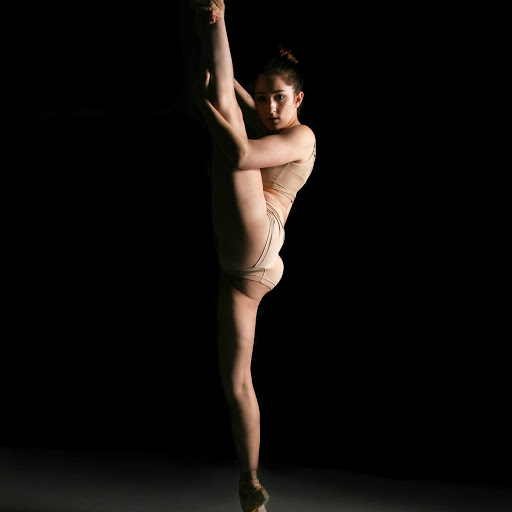 Stephanie Hayden Photo 38