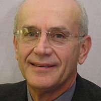 Dennis Wentworth Photo 6
