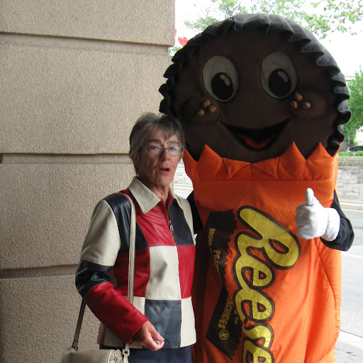 Phyllis Montgomery Photo 31