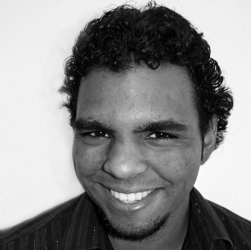 Leo Guzman Photo 35