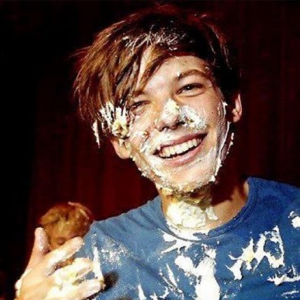 Sarah Tomlinson Photo 20