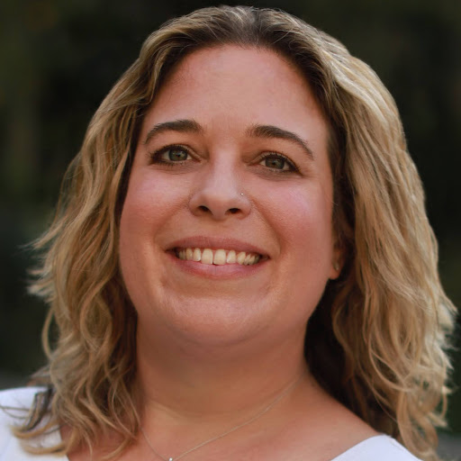 Lisa Sutter Photo 38