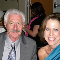 Julie Tyler Photo 39