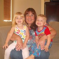 Julie Grieve Photo 16