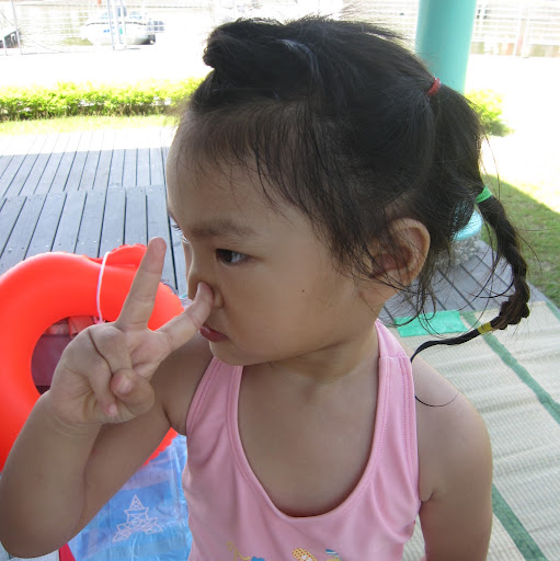 Sandy Lin Photo 24