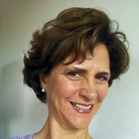 Catherine Roach Photo 17