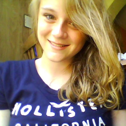 Hannah Turner Photo 15