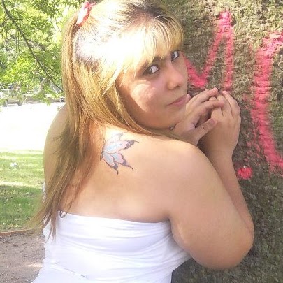 Melissa Lucas Photo 39