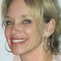 Chrissy Cope Photo 5