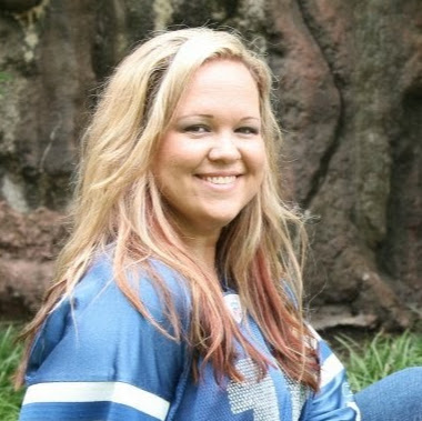 Lisa Sharp Photo 6