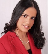 Claudia Molina Photo 4