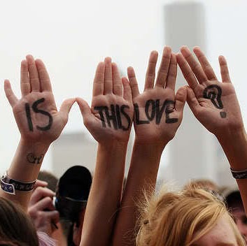 Elise Kelly Photo 16