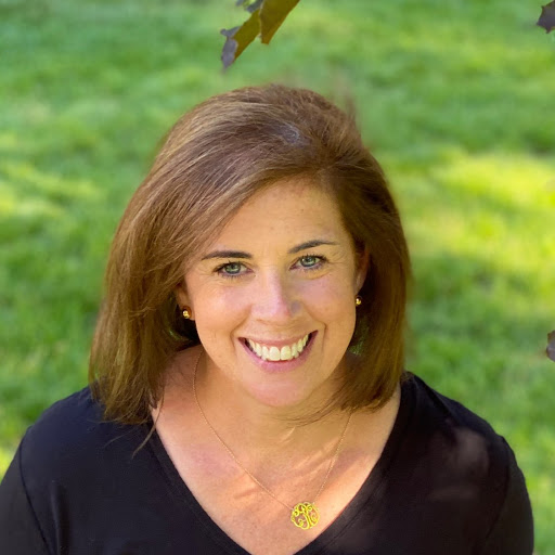 Kelly Russell Photo 10