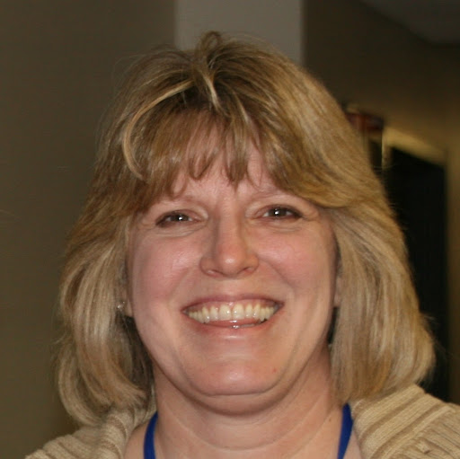 Debbie Maynard Photo 26