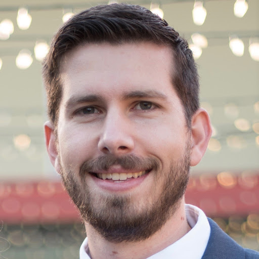 Derek Stevens Photo 31