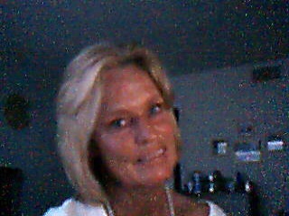 Judy Cross Photo 32