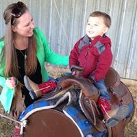 April Qualls Photo 17