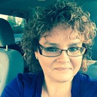 Michelle Groves Photo 40