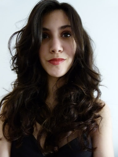 Julia Bernal Photo 11