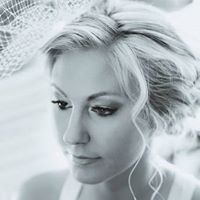 Erin Kelly Photo 30