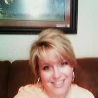 Ann Robinson Photo 32