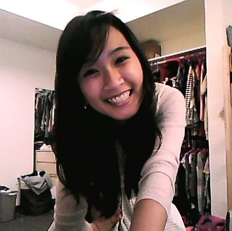 Julie Tran Photo 41