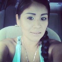 Elizabeth Gloria Photo 30