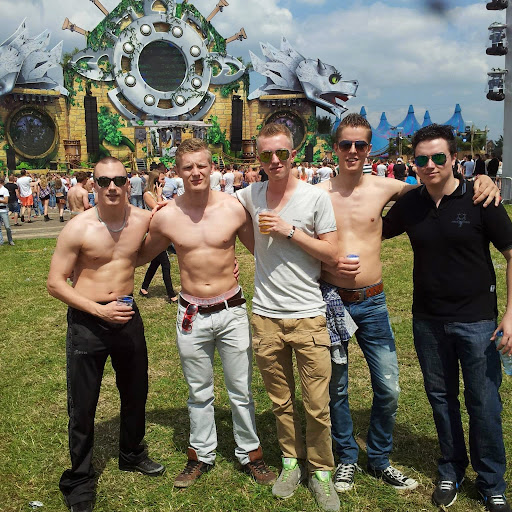 Glenn Peters Photo 35