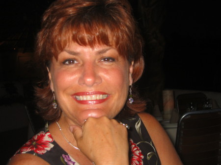 Linda Garrett Photo 12