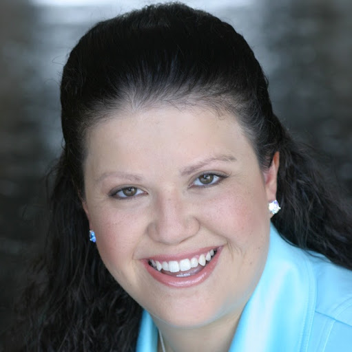 Kelly Blake Photo 8