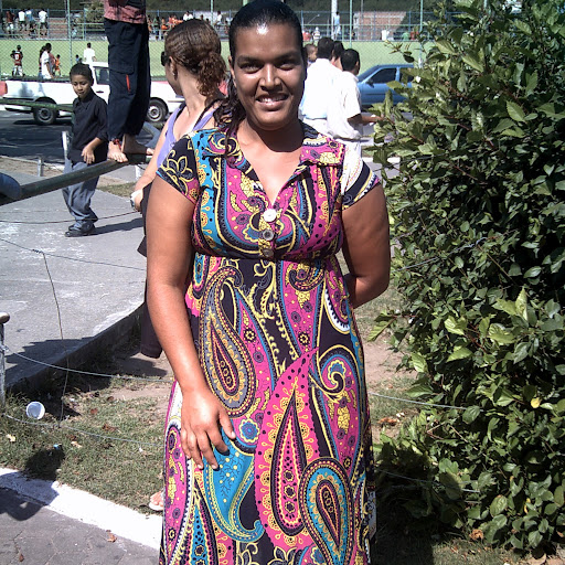 Elia Santos Photo 14