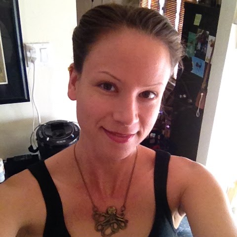 Suzanne Sutton Photo 17