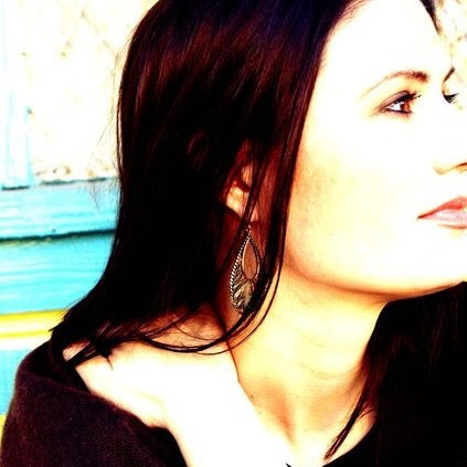 Elizabeth Newberry Photo 6