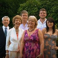 Julie Wainwright Photo 20