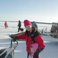 Carole Lowe Photo 35