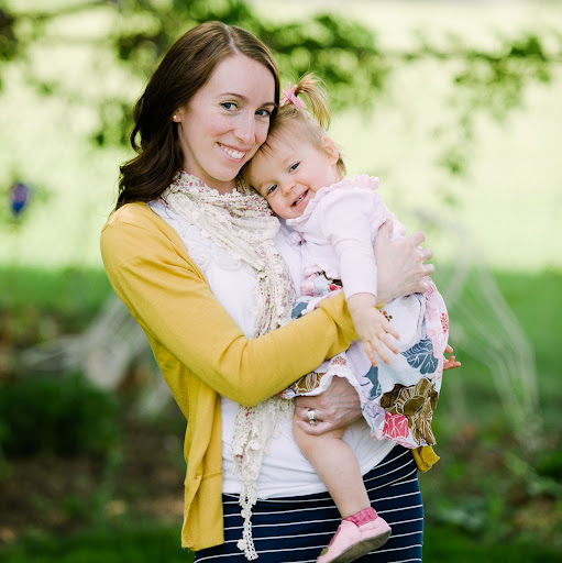 Emily Sharpe Photo 34