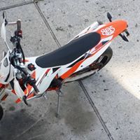 Ricky Mathews Photo 12